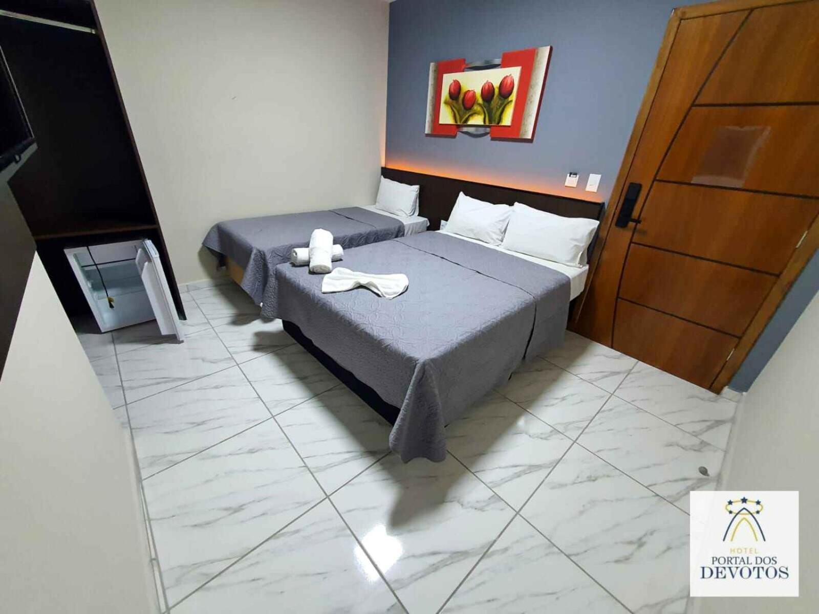Hotel Portal Dos Devotos อาปาเรซีดา ภายนอก รูปภาพ